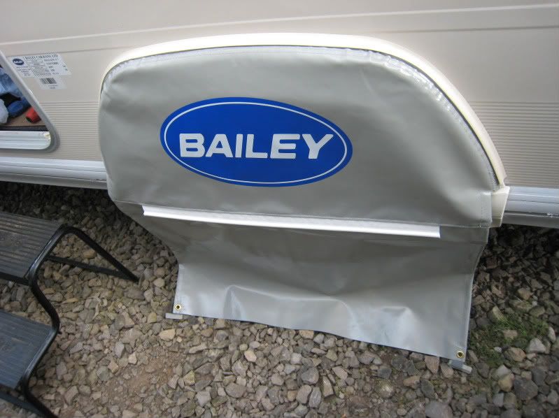 Practical Caravan Wheel cover for Bailey (4/5)