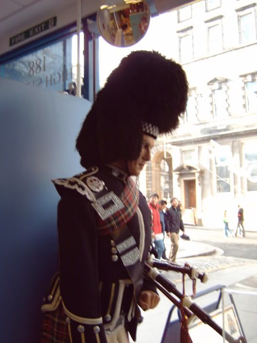 Forum Image: http://i79.photobucket.com/albums/j131/cascotaly/Edinburgh/pic373.jpg
