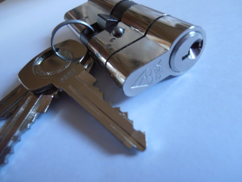 anti snap lock cylinder