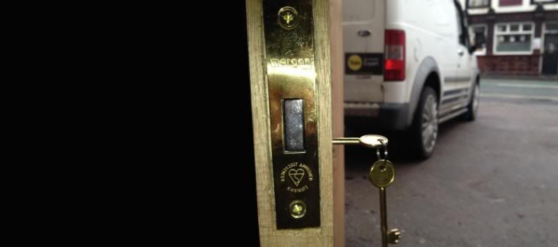 locksmith van and new lock