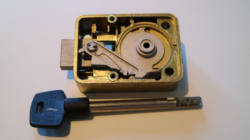 lagard lock internals