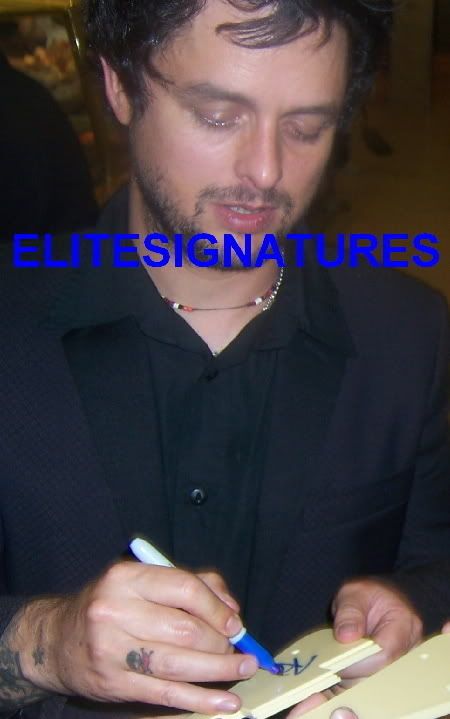 signingguitar.jpg