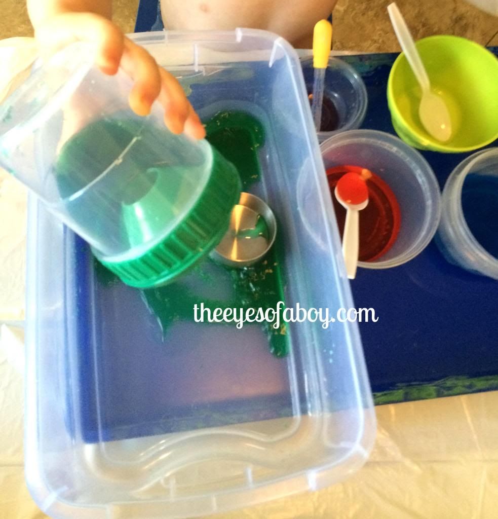 Montessori Inspired water and color exploration station - sensory tray for toddlers and kids 