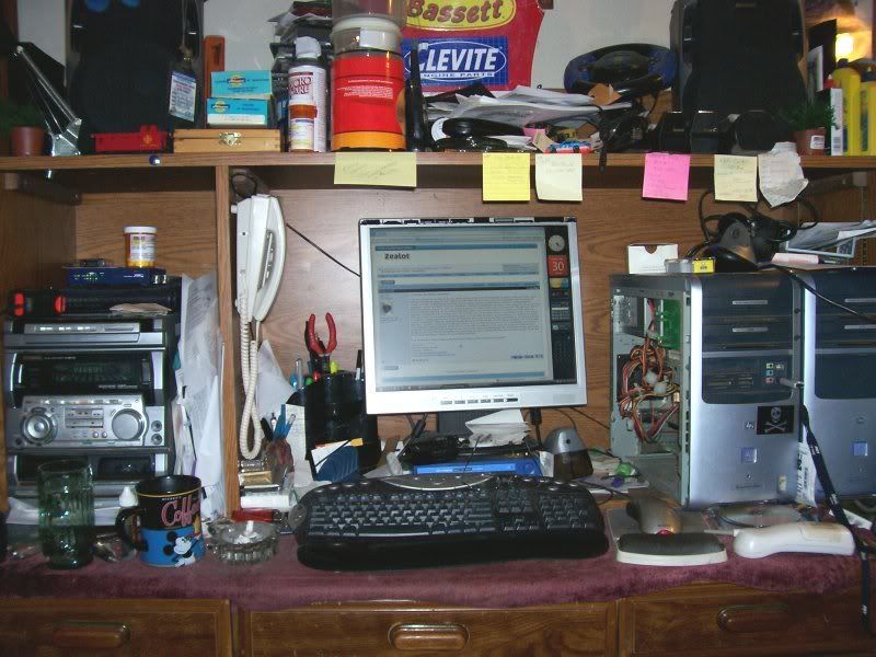 Desk1030.jpg