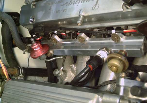 [Image: AEU86 AE86 - Fuel pressure regulator?]