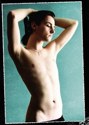 Obrázek “http://i79.photobucket.com/albums/j147/EyeLinerIsManly165/Cinema%20Bizarre/Strify/l_5f1caee44720507a2ba336576f5bb306.jpg” nelze zobrazit, protože obsahuje chyby.