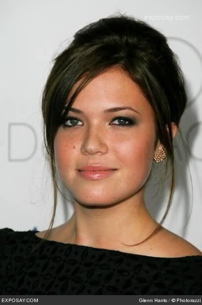 mandy-moore-design-a-cure-charity-e.jpg