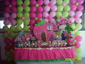 decoraciones de Rosita Fresita para fiesta de 5 anitos