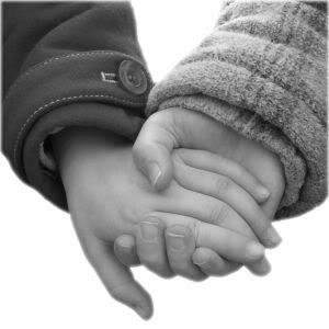 http://i79.photobucket.com/albums/j153/spunkyjunior/505428_holding_hands.jpg