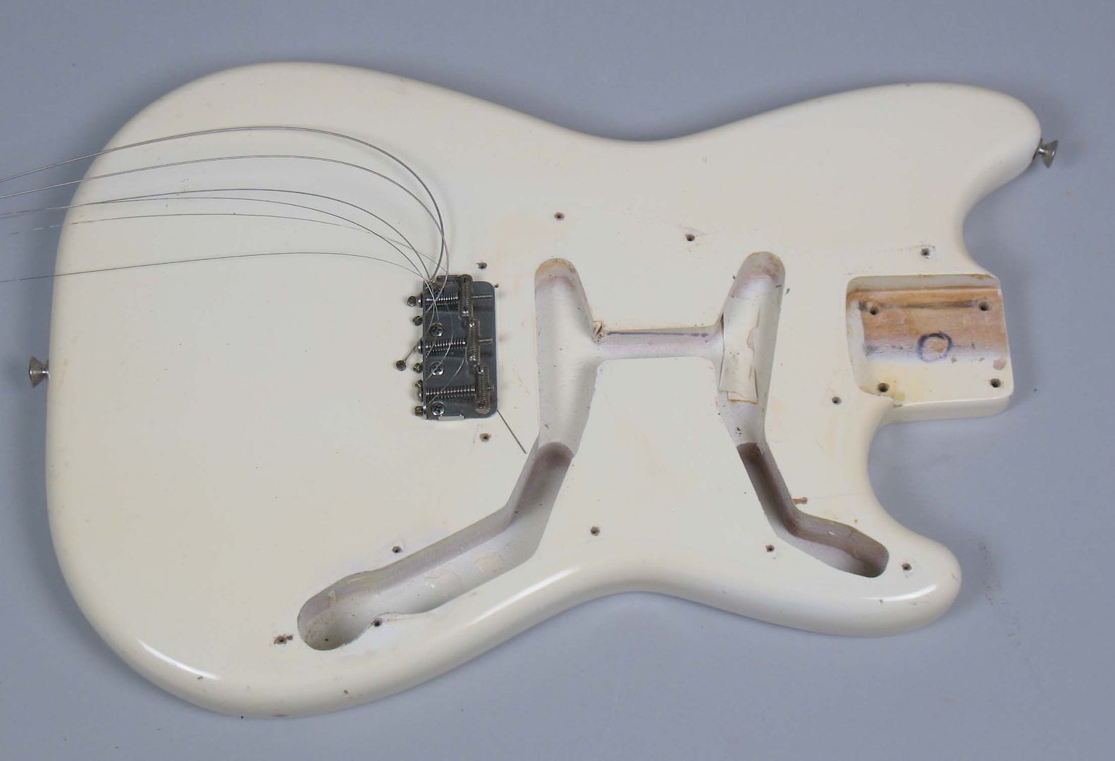  photo 1964FenderDuoSonicOlympicWhite005.jpg