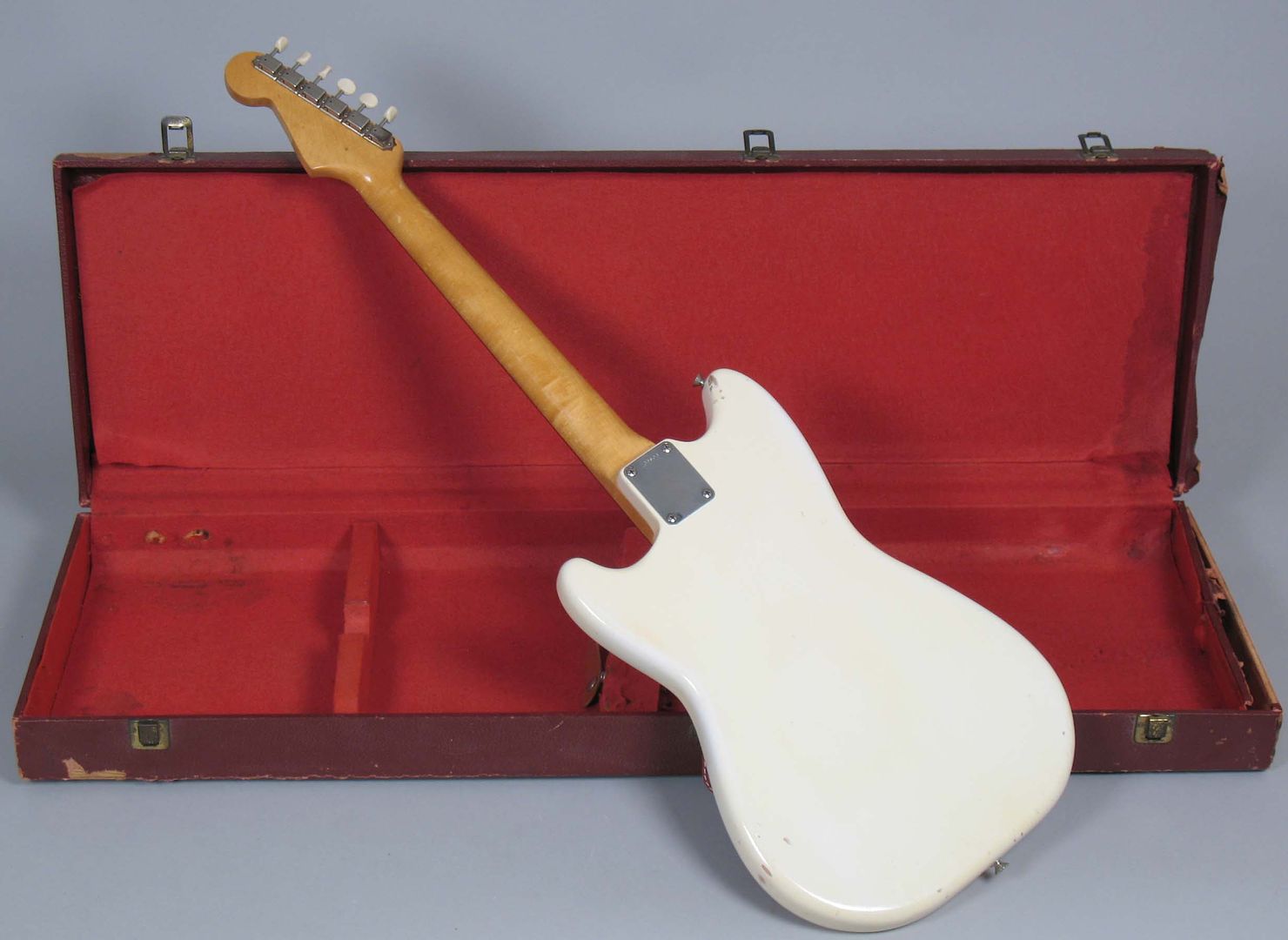  photo 1964FenderDuoSonicOlympicWhite034.jpg