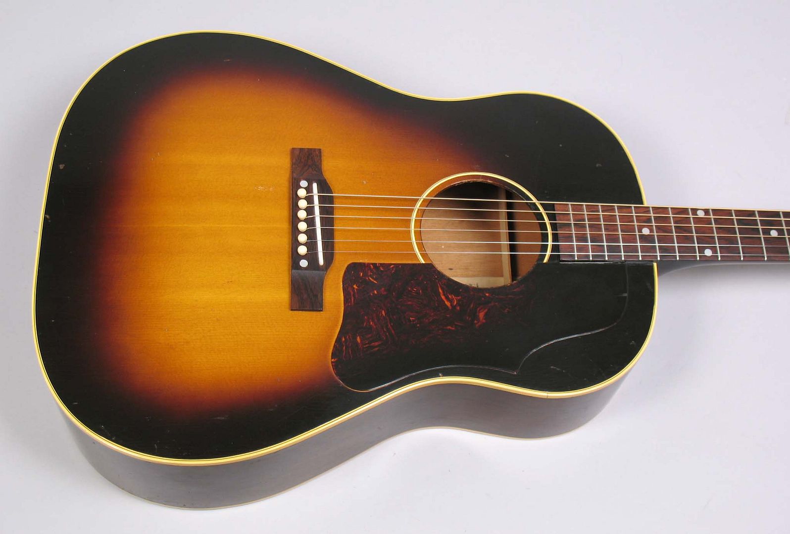  photo 1955GibsonJ-45Sunburst010.jpg