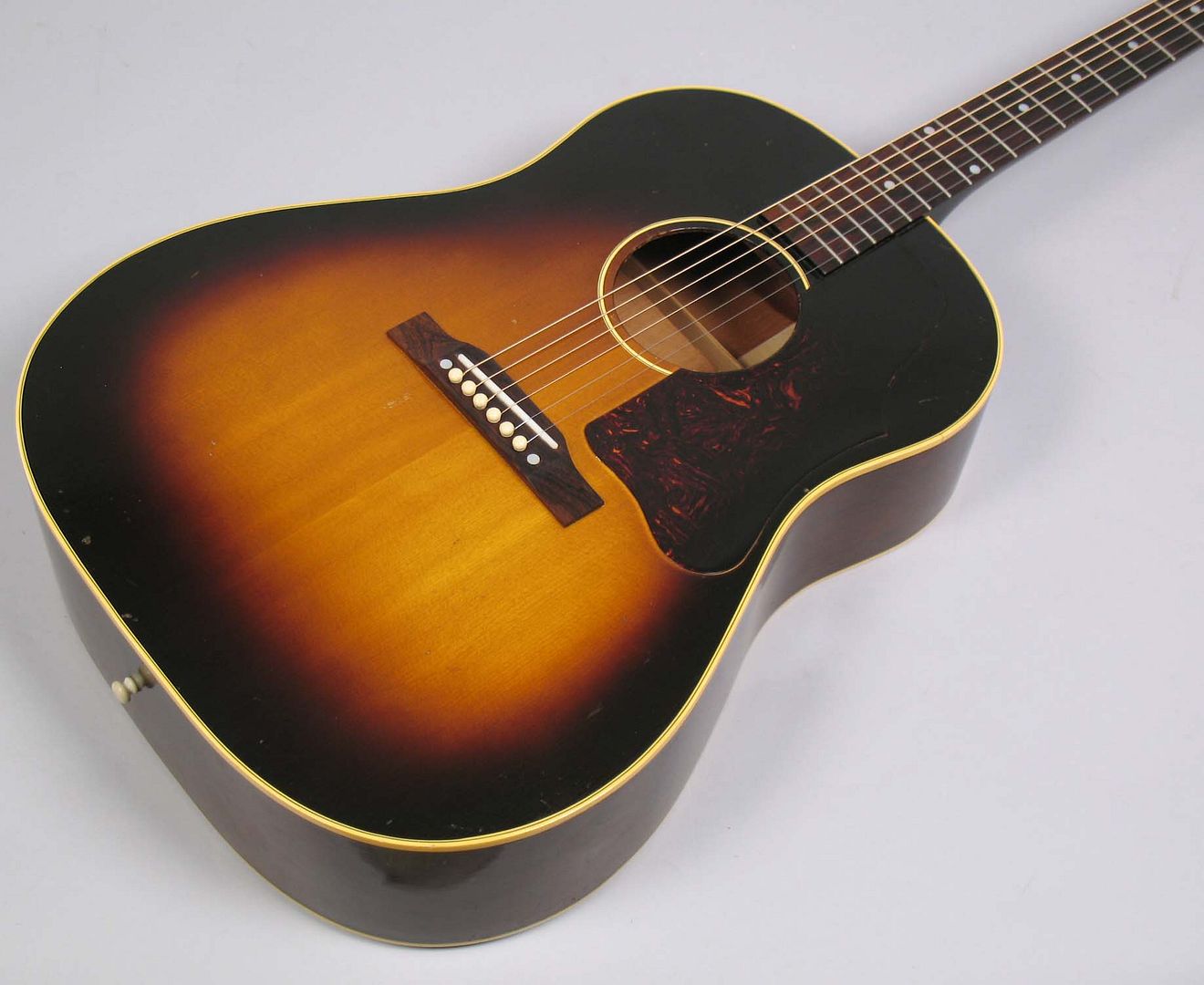  photo 1955GibsonJ-45Sunburst012.jpg