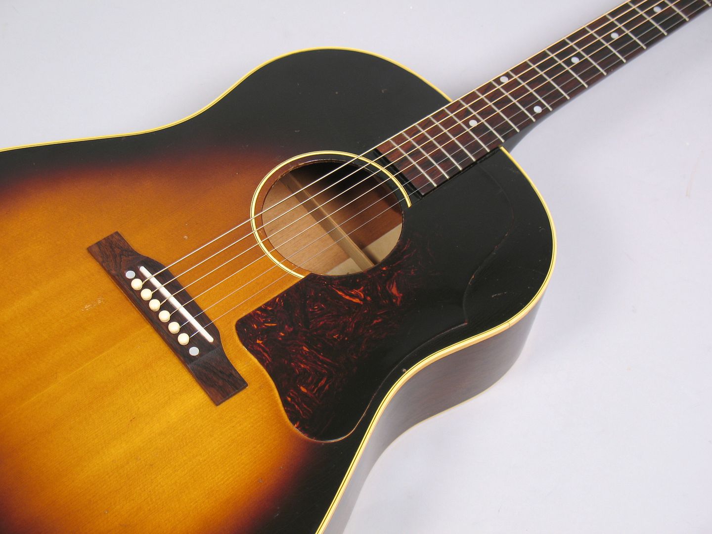  photo 1955GibsonJ-45Sunburst014.jpg