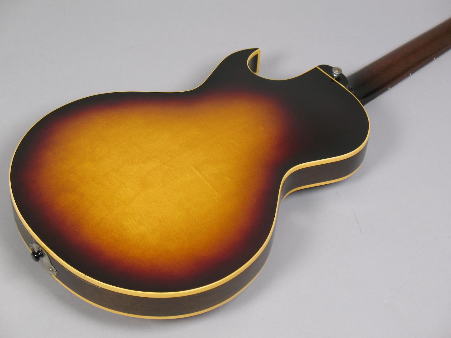  photo 1956GibsonES-140Sunburst050.jpg