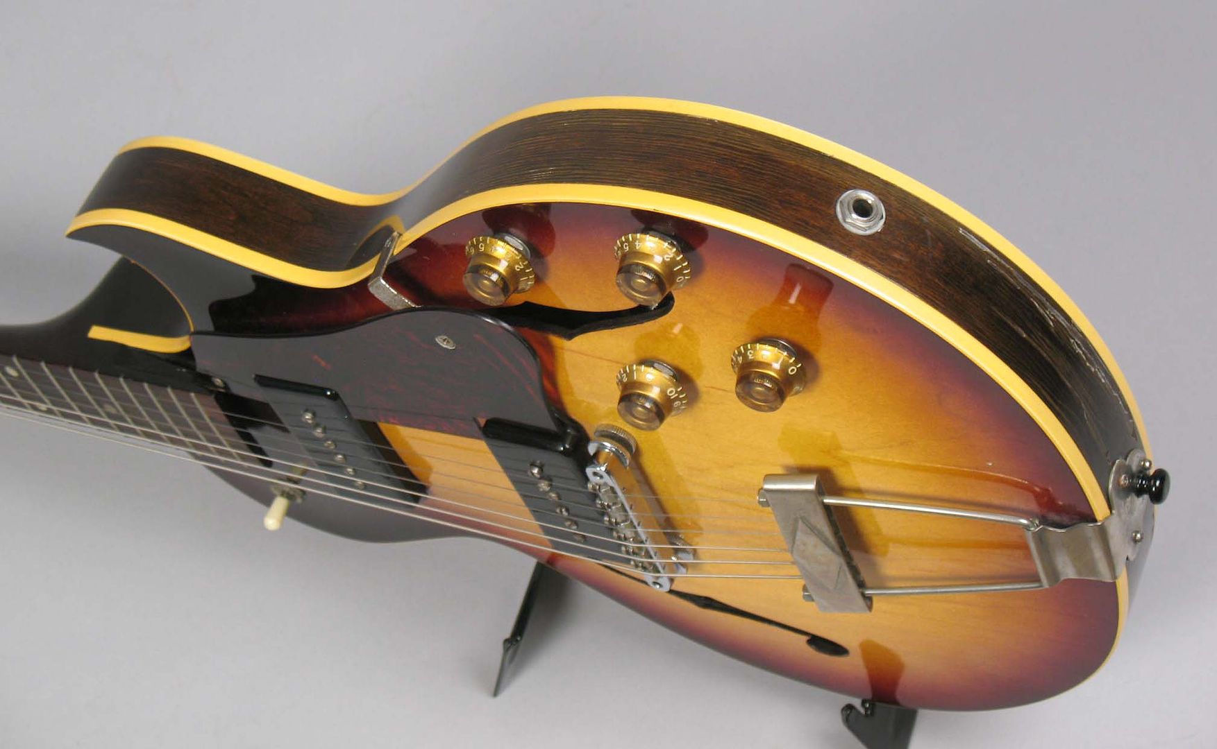  photo 1956GibsonES-140Sunburst056.jpg