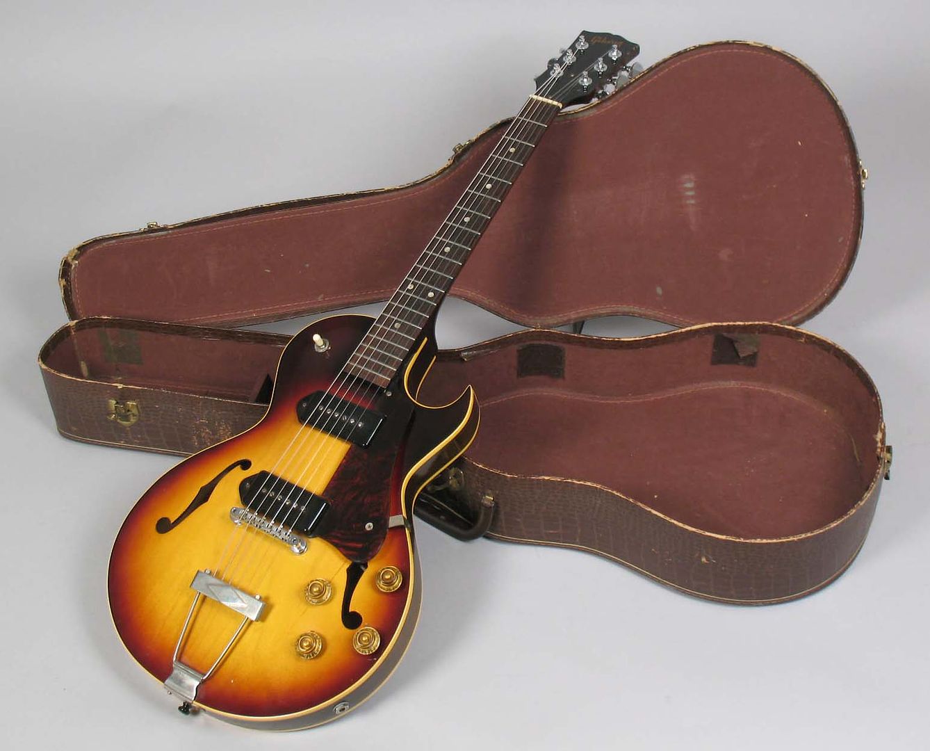  photo 1956GibsonES-140Sunburst069.jpg