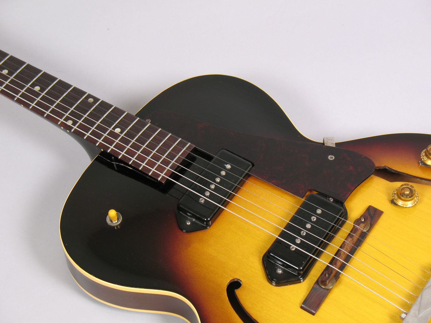  photo 1957GibsonES-125TDSunburst013030.jpg