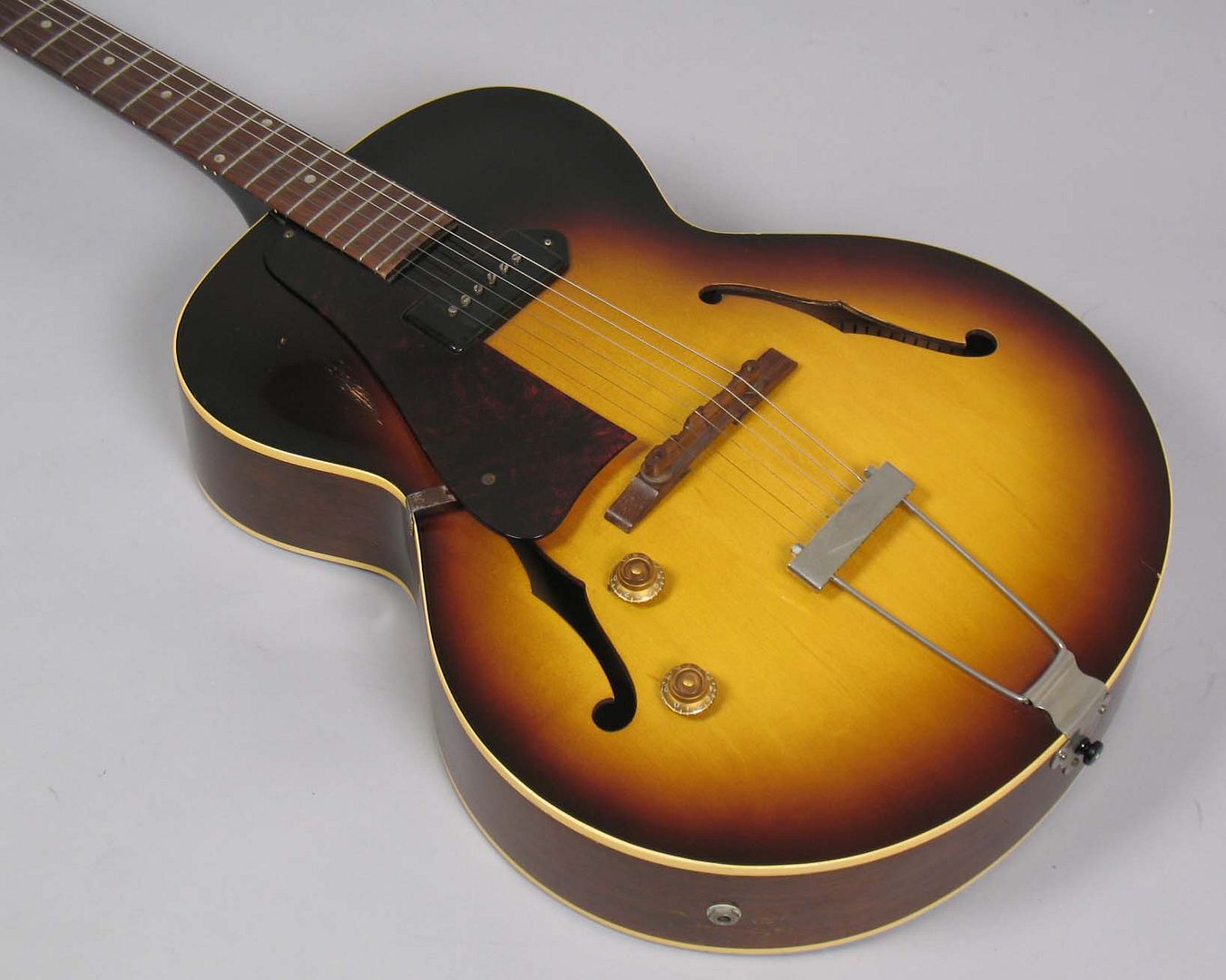  photo 1958GibsonES-125SunburstLeftHanded018.jpg