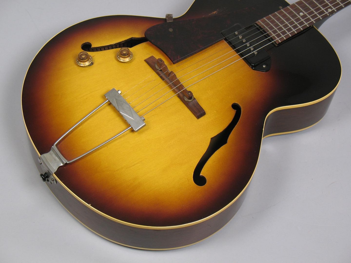  photo 1958GibsonES-125SunburstLeftHanded023.jpg