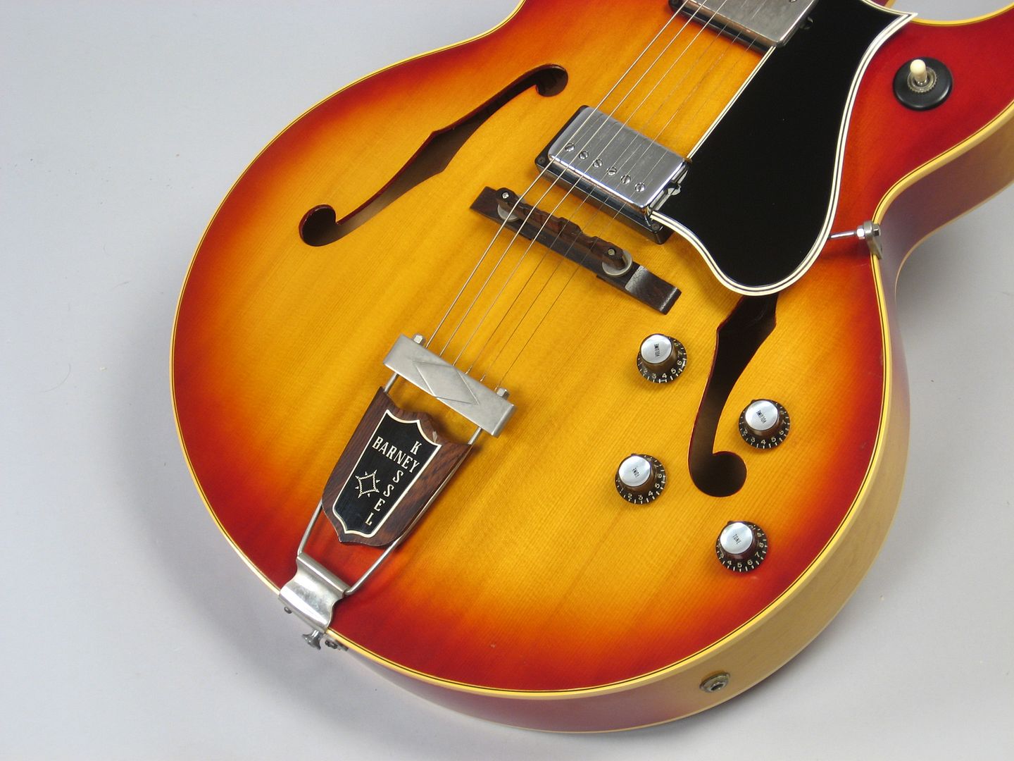  photo 1962GibsonBarneyKesselOHSCSunburst018.jpg