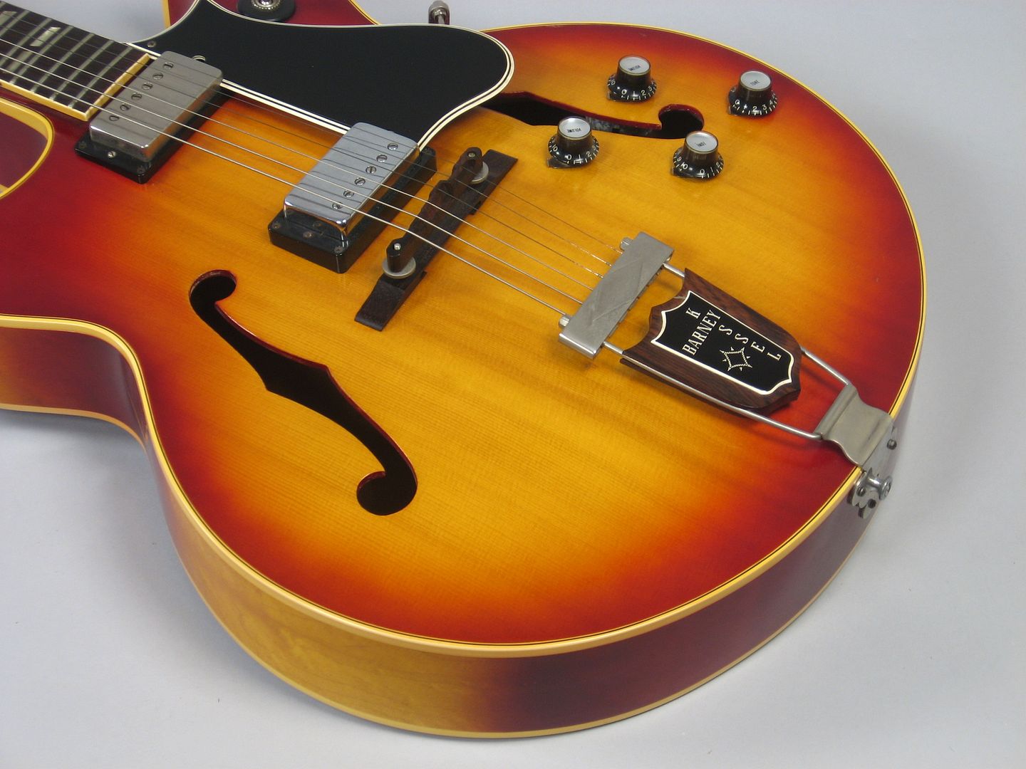  photo 1962GibsonBarneyKesselOHSCSunburst024.jpg