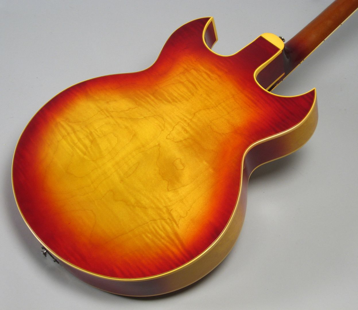  photo 1962GibsonBarneyKesselOHSCSunburst032.jpg