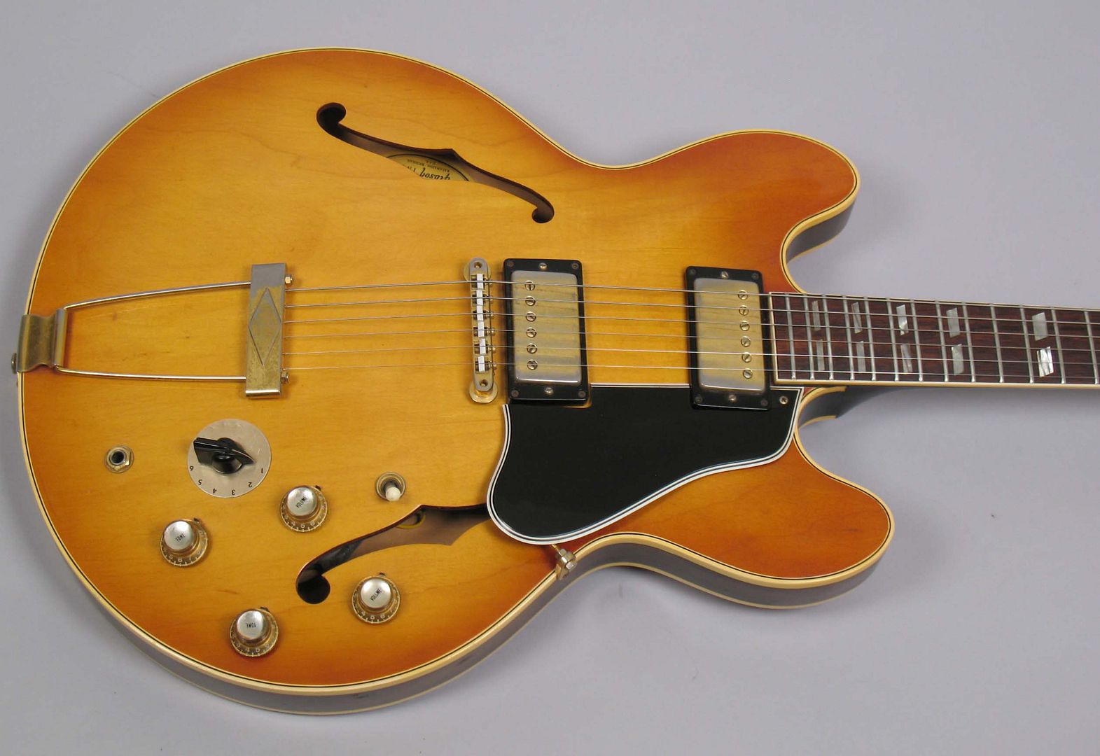  photo 1965GibsonES-345Sunburst014021.jpg