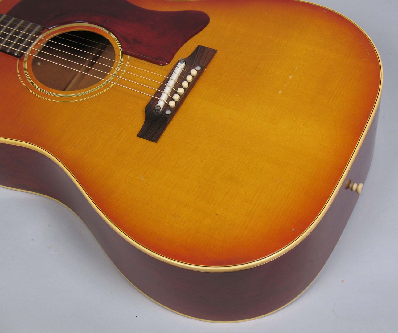  photo 1965GibsonJ-45Sunburst014021.jpg