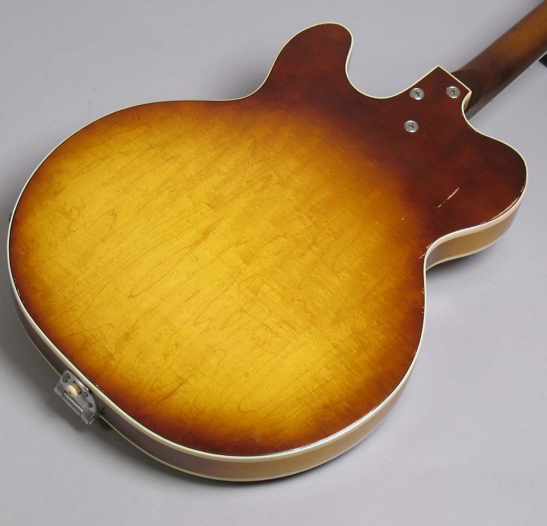  photo 1966HarmonyH74Sunburst038.jpg