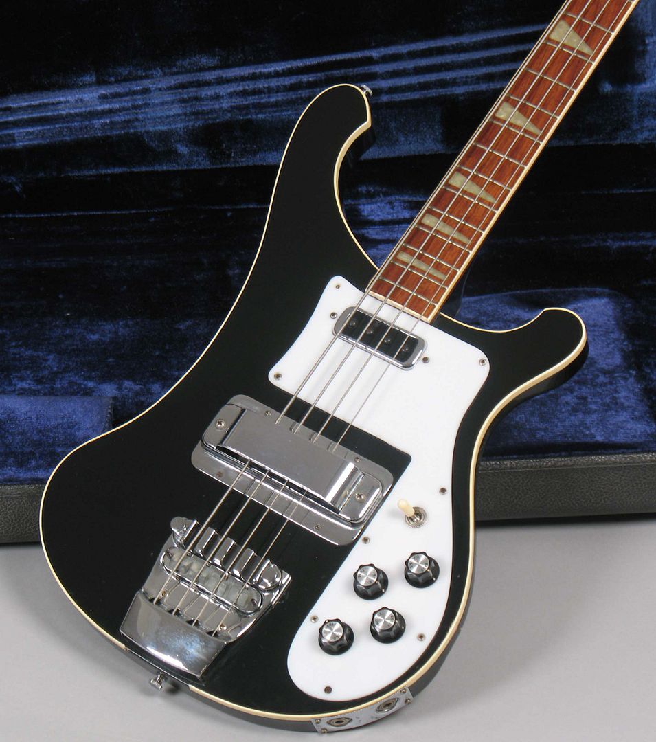  photo 1974Rickenbacker4001Jetglo010.jpg