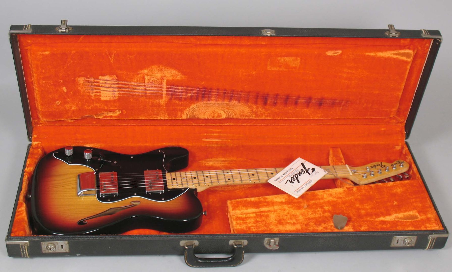  photo 1977FenderTelecasterThinlineSunburst013.jpg