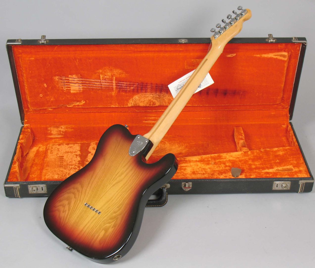  photo 1977FenderTelecasterThinlineSunburst034.jpg