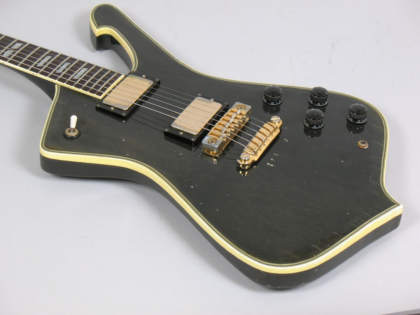  photo 1978IbanezIC400Iceman041.jpg