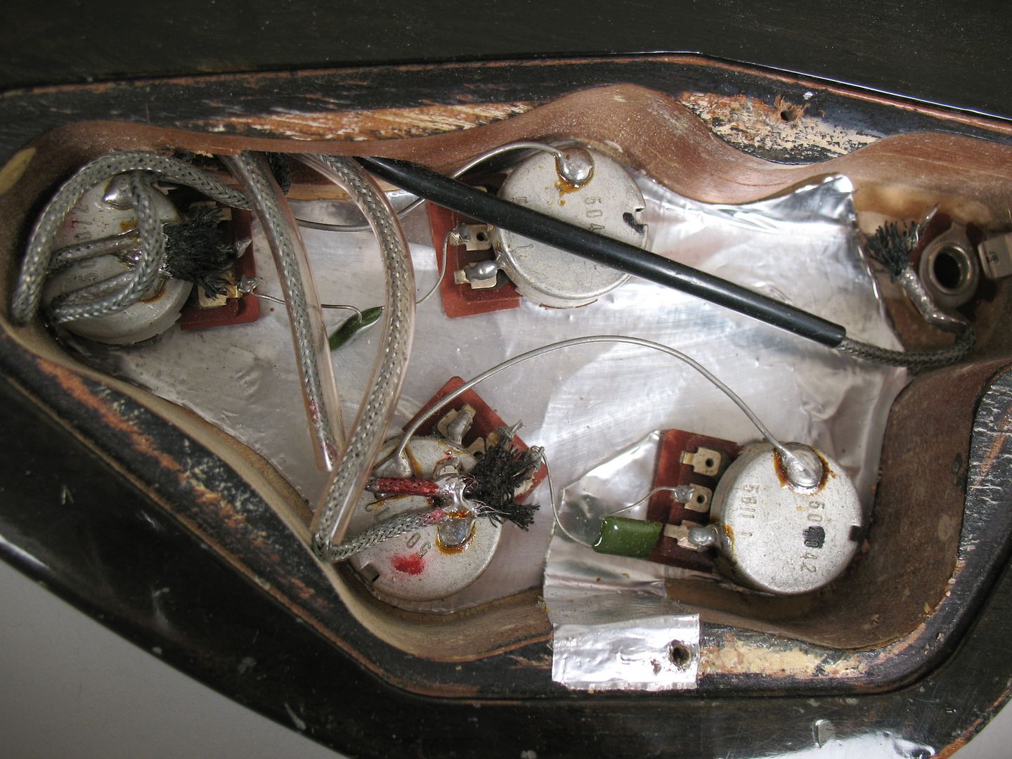  photo 1978IbanezIC400Iceman079.jpg