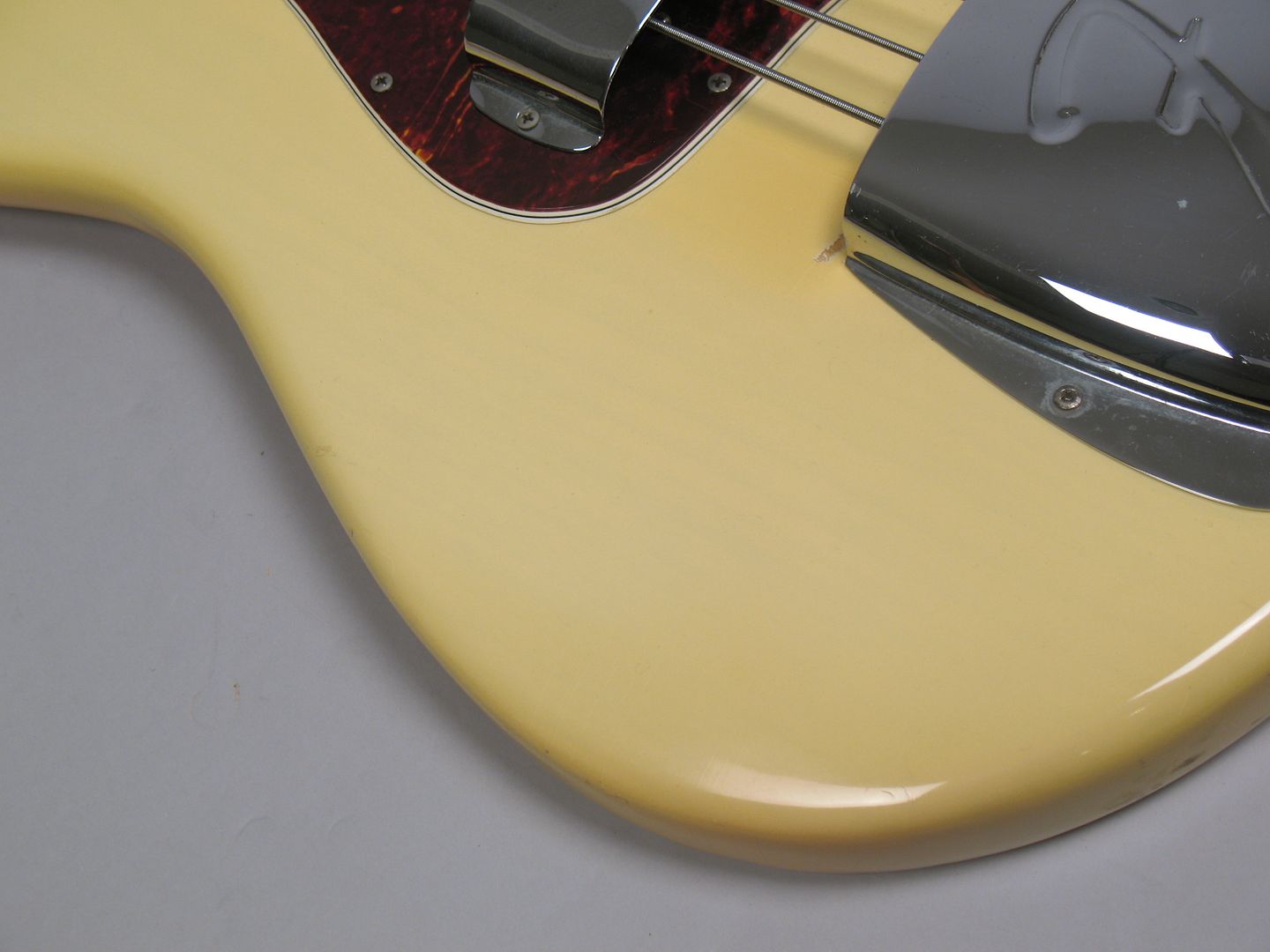  photo 19701971FenderJazzBassBlondeMapleCapNeck138.jpg