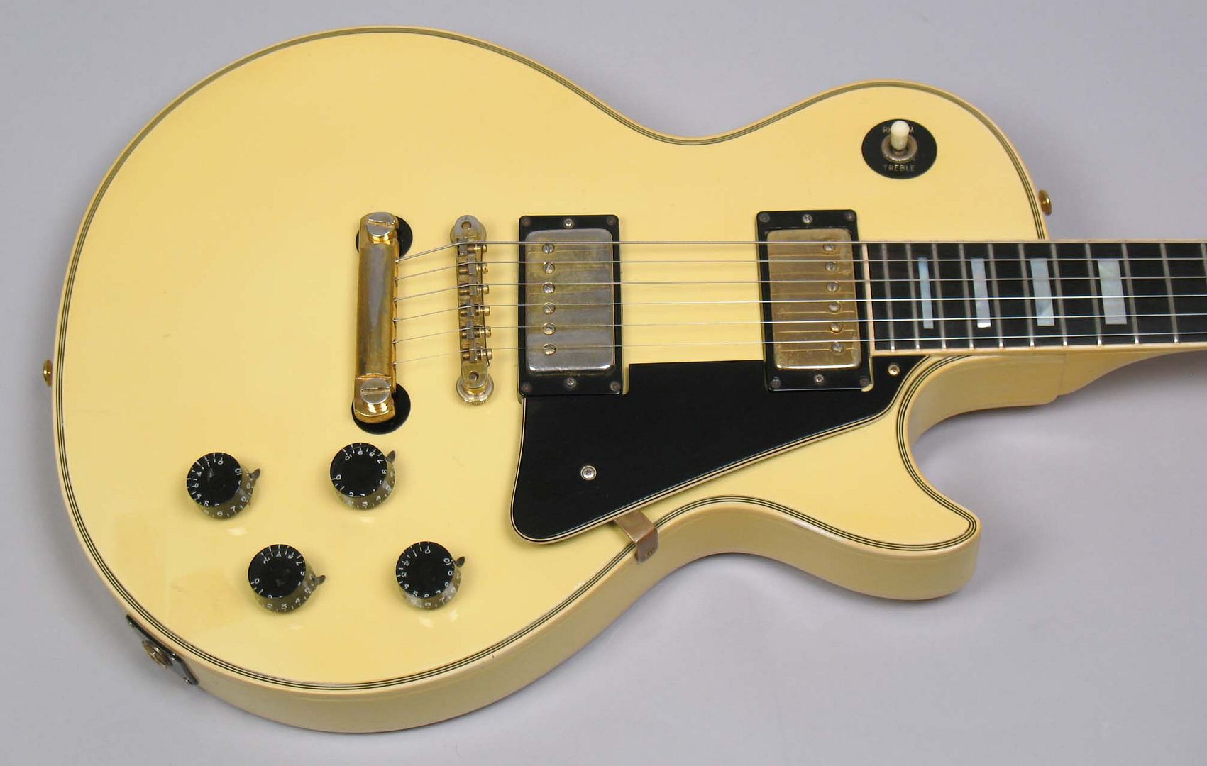  photo 1974GibsonLesPaulCustomAlpineWhiteFactGrover067.jpg