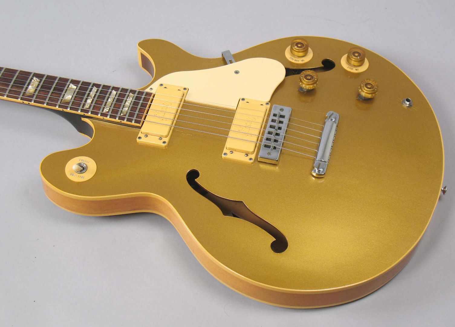  photo 1975GibsonLesPaulSignatureOHSCGoldtop022.jpg