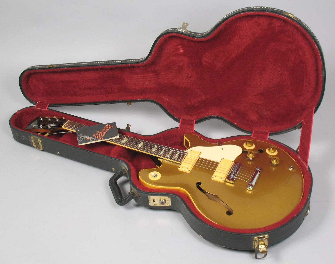  photo 1975GibsonLesPaulSignatureOHSCGoldtop040.jpg