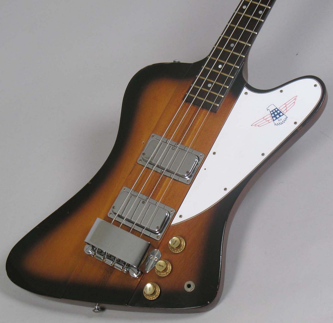  photo 1976GibsonThunderbirdBicentennial013Sunburst038.jpg