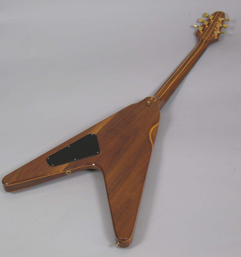  photo 1980GibsonFlyingVV2walnut014042.jpg