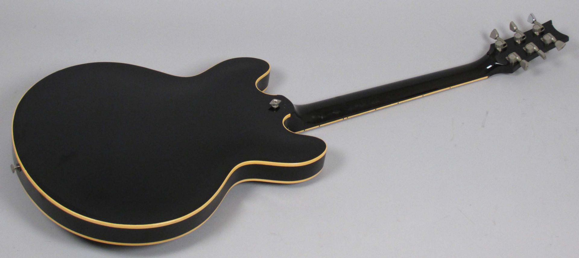  photo 1981GibsonES-369Black014010.jpg