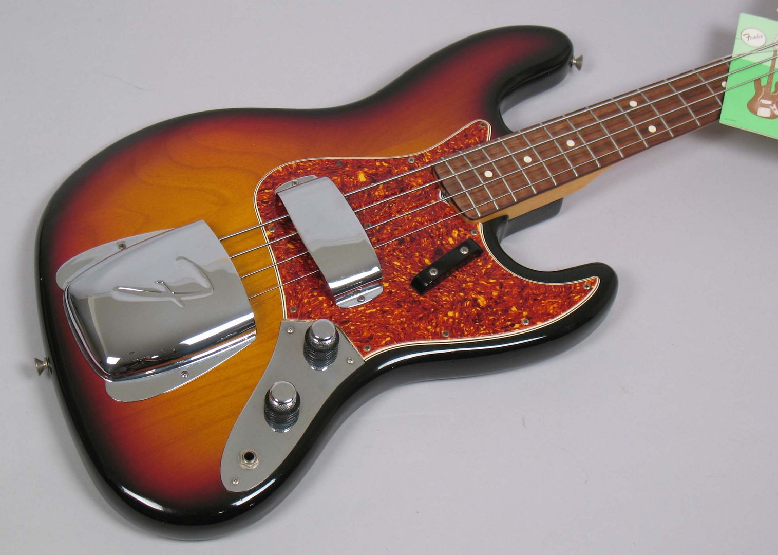  photo 198283FenderJazzbassReissue014Sunburst041.jpg