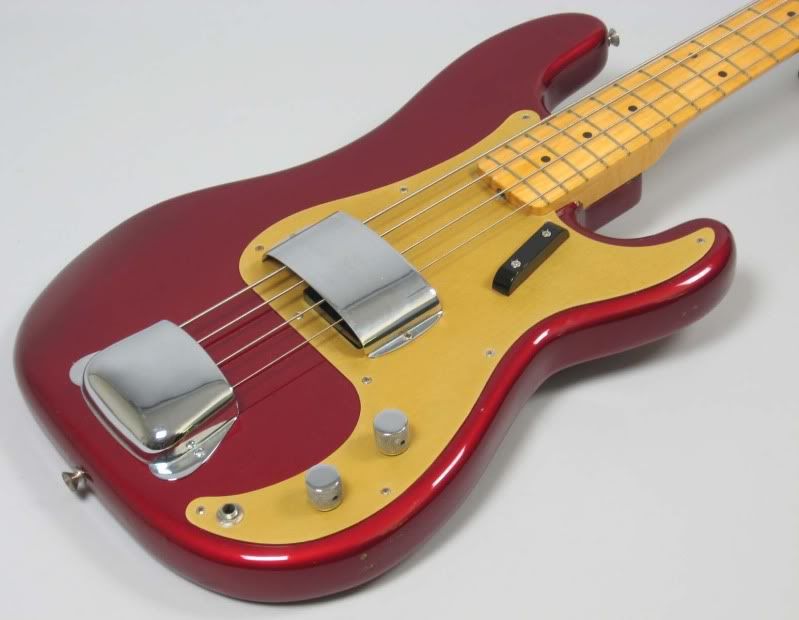 http://i79.photobucket.com/albums/j155/sunburstlp/1983%20Fender%20P-bass%20CAR/198357FenderReissueP-bassCAR033.jpg