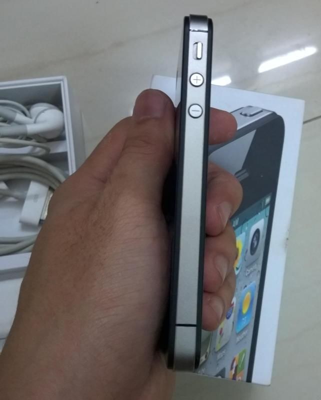 iPhone 4S đen 16G qtế bản LL fullbox trùng 3 imei hàng xài kĩ mới keng có quà tặng! - 1