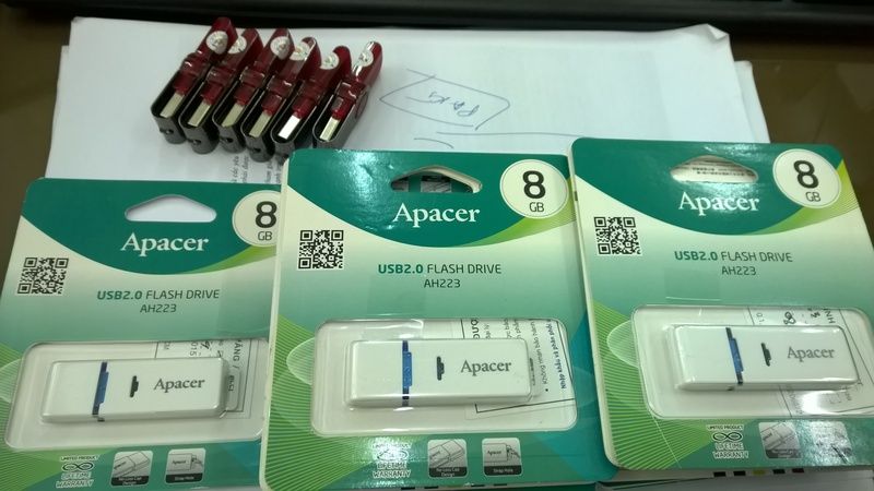 HCM - Ổ cứng Seagate Backup Plus Slim 500GB (Bạc) + Nhiều USB 8G Apacer - Kingston 100% chính hãng - 1