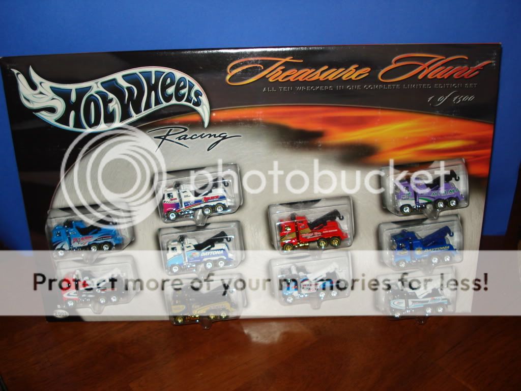 Hot Wheels TREASURE HUNT SET Nascar Wreckers NEW MIB  