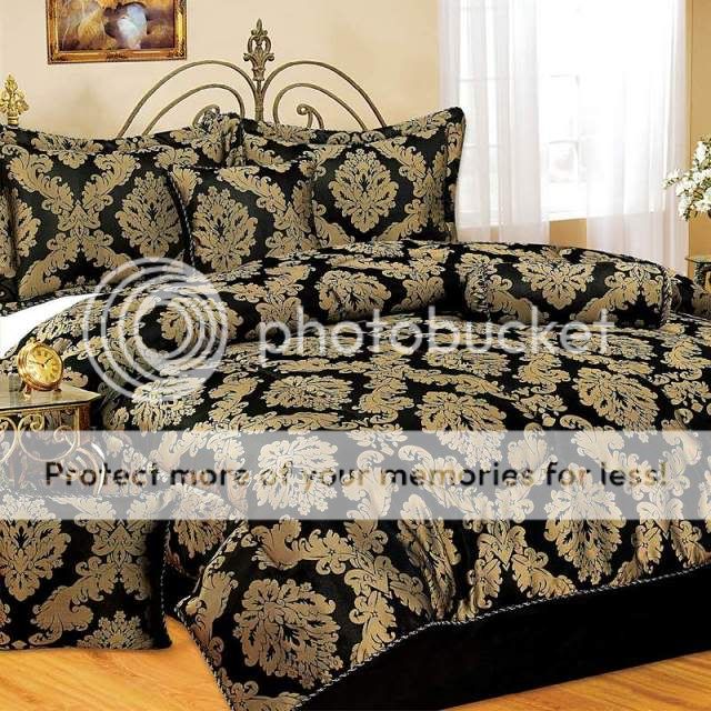   House 7pc Jacquard King Size Comforter Set in random color